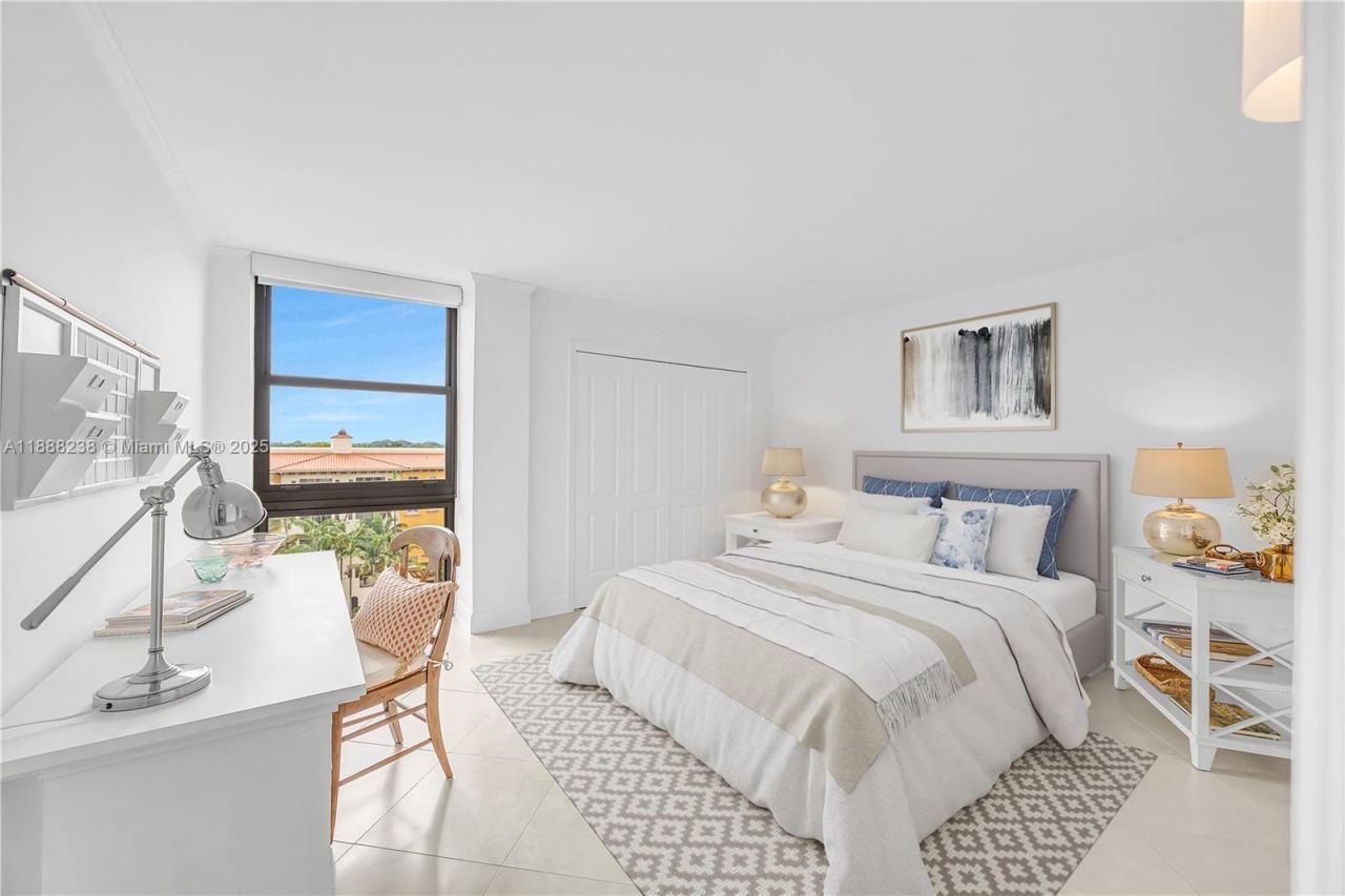 600 Biltmore Way, Unit 718, Coral Gables, FL 33134 Photo