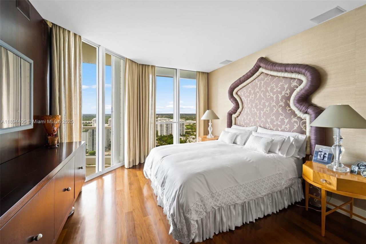 7000 Island Blvd, Unit PH-02, Aventura, FL 33160 Photo