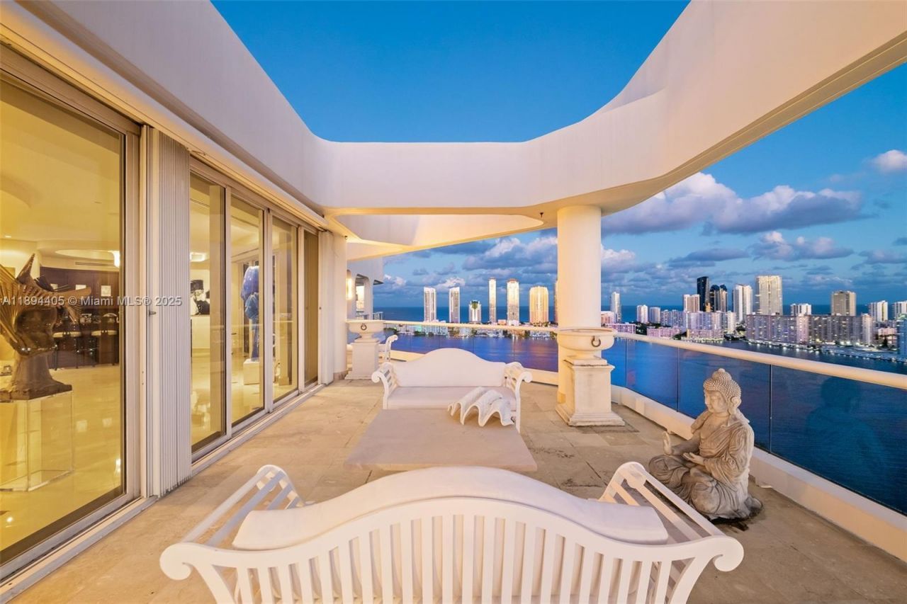 7000 Island Blvd, Unit PH-02, Aventura, FL 33160 Photo