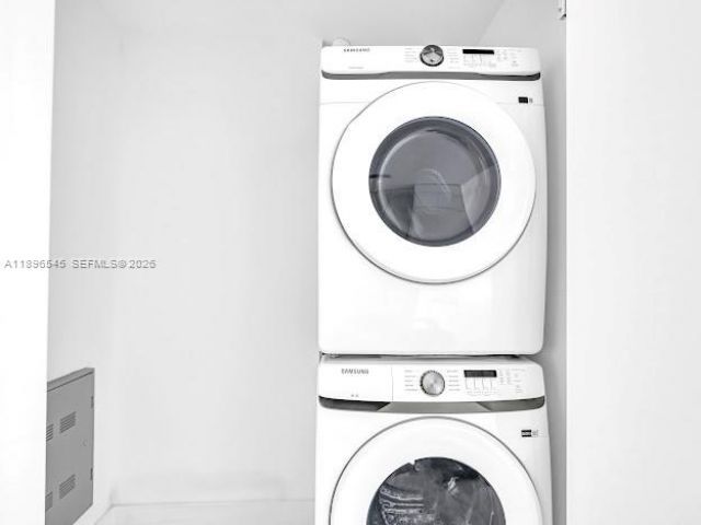 700 NE 24th St, Unit 706, Miami, FL 33137 Photo