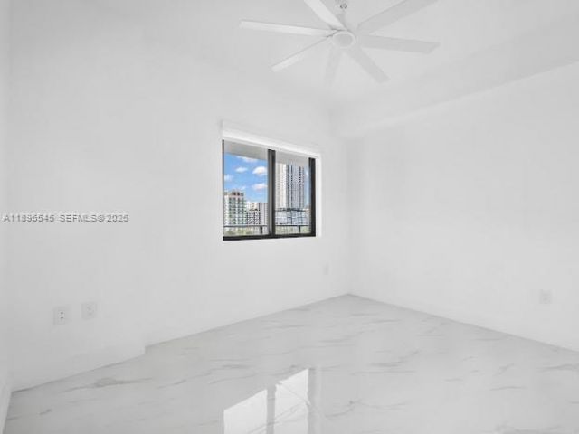 700 NE 24th St, Unit 706, Miami, FL 33137 Photo