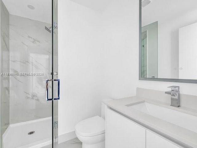 700 NE 24th St, Unit 706, Miami, FL 33137 Photo
