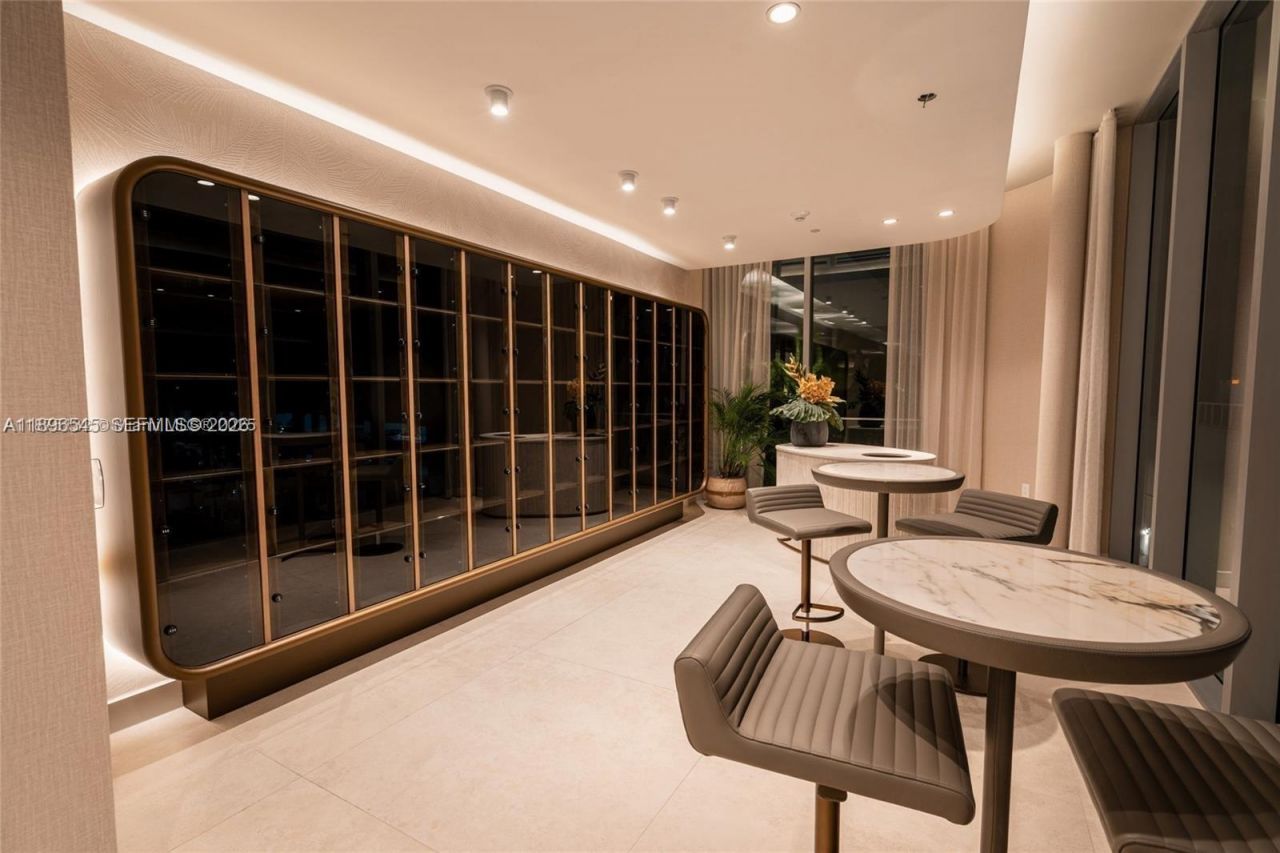 700 NE 24th St, Unit 706, Miami, FL 33137 Photo