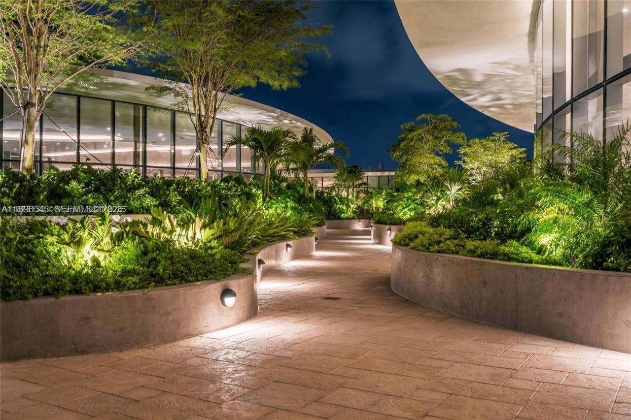 700 NE 24th St, Unit 706, Miami, FL 33137 Photo