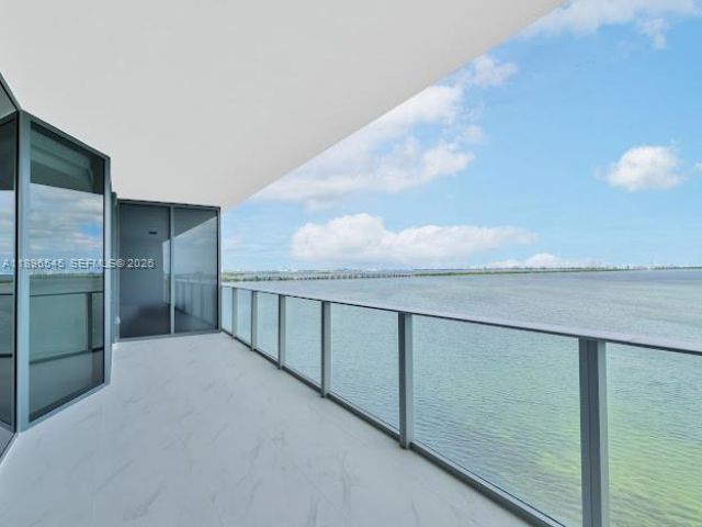 700 NE 24th St, Unit 706, Miami, FL 33137 Photo