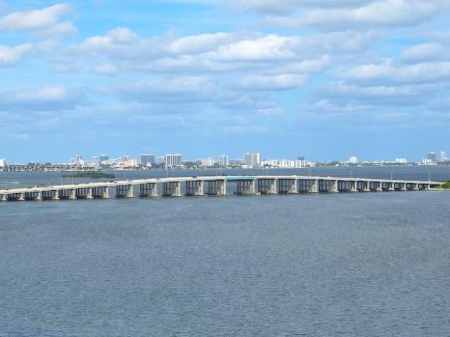 700 NE 24th St, Unit 706, Miami, FL 33137 Photo