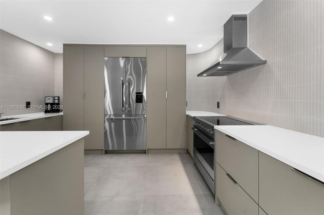 1001 NE 84th St, Miami, FL 33138 Photo