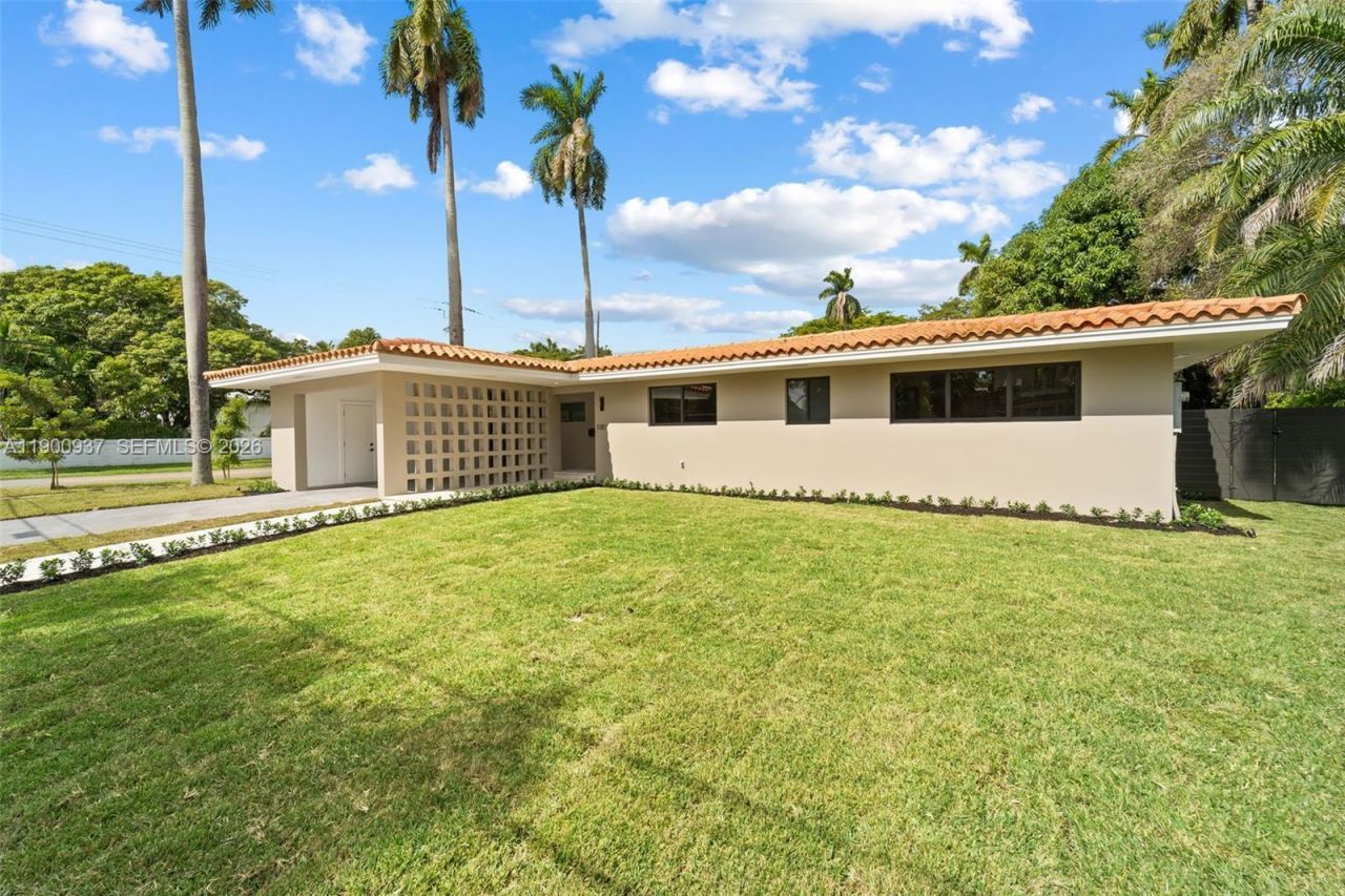 1001 NE 84th St, Miami, FL 33138 Photo