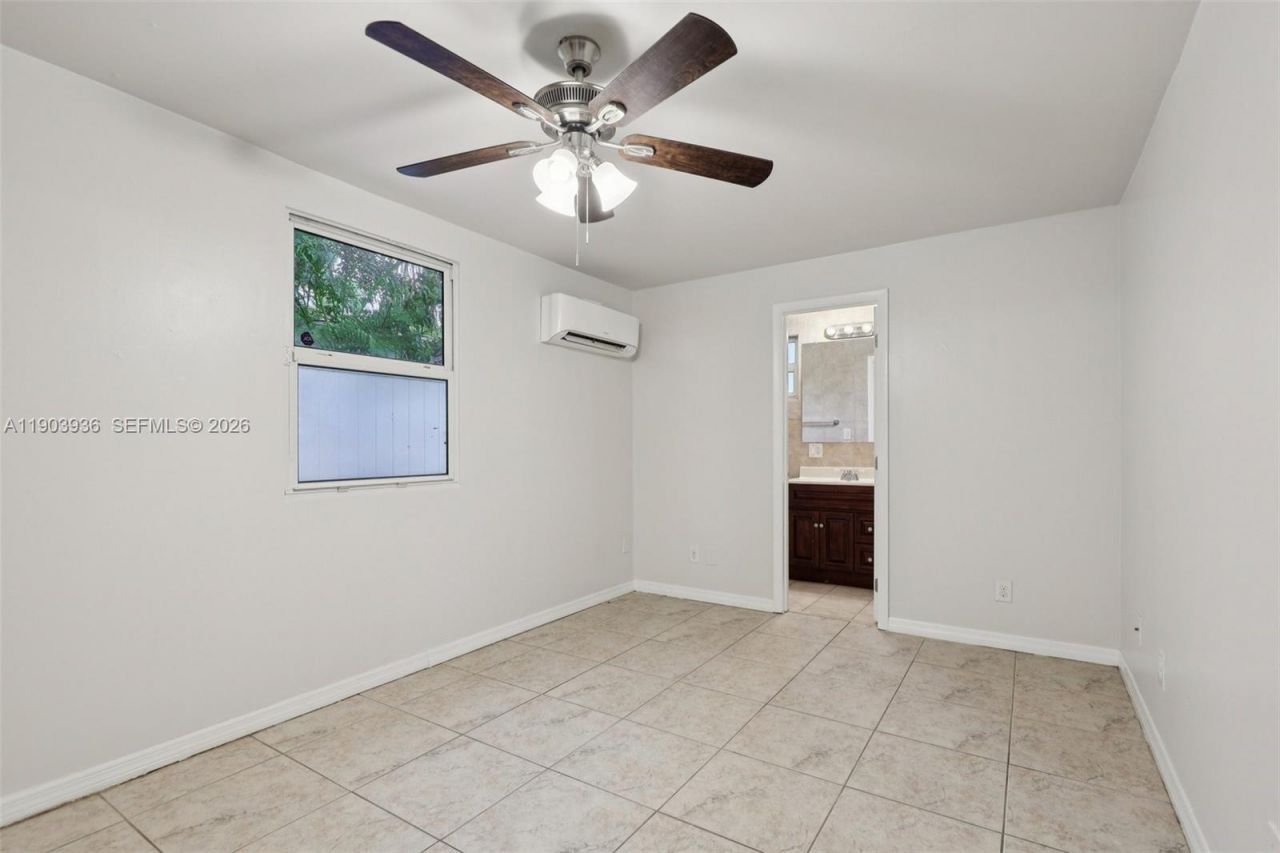 1213 NE 13th St, Fort Lauderdale, FL 33304 Photo