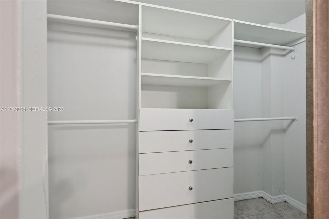 1213 NE 13th St, Fort Lauderdale, FL 33304 Photo