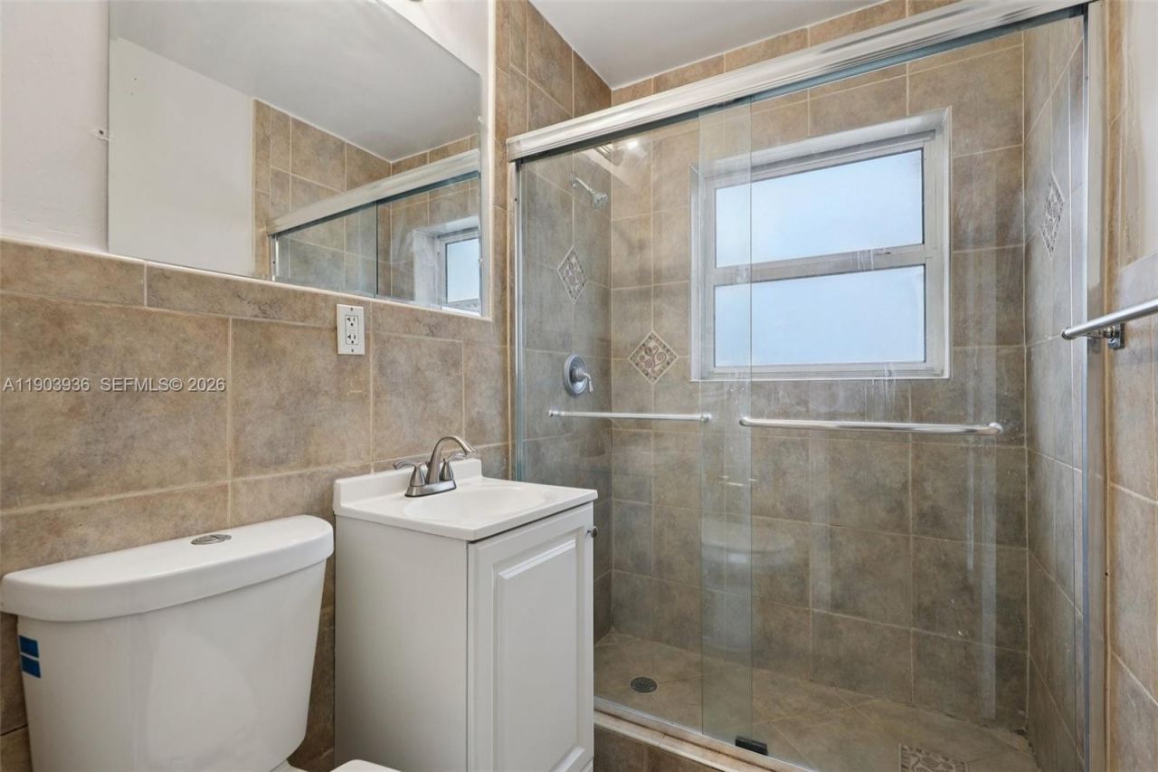 1213 NE 13th St, Fort Lauderdale, FL 33304 Photo