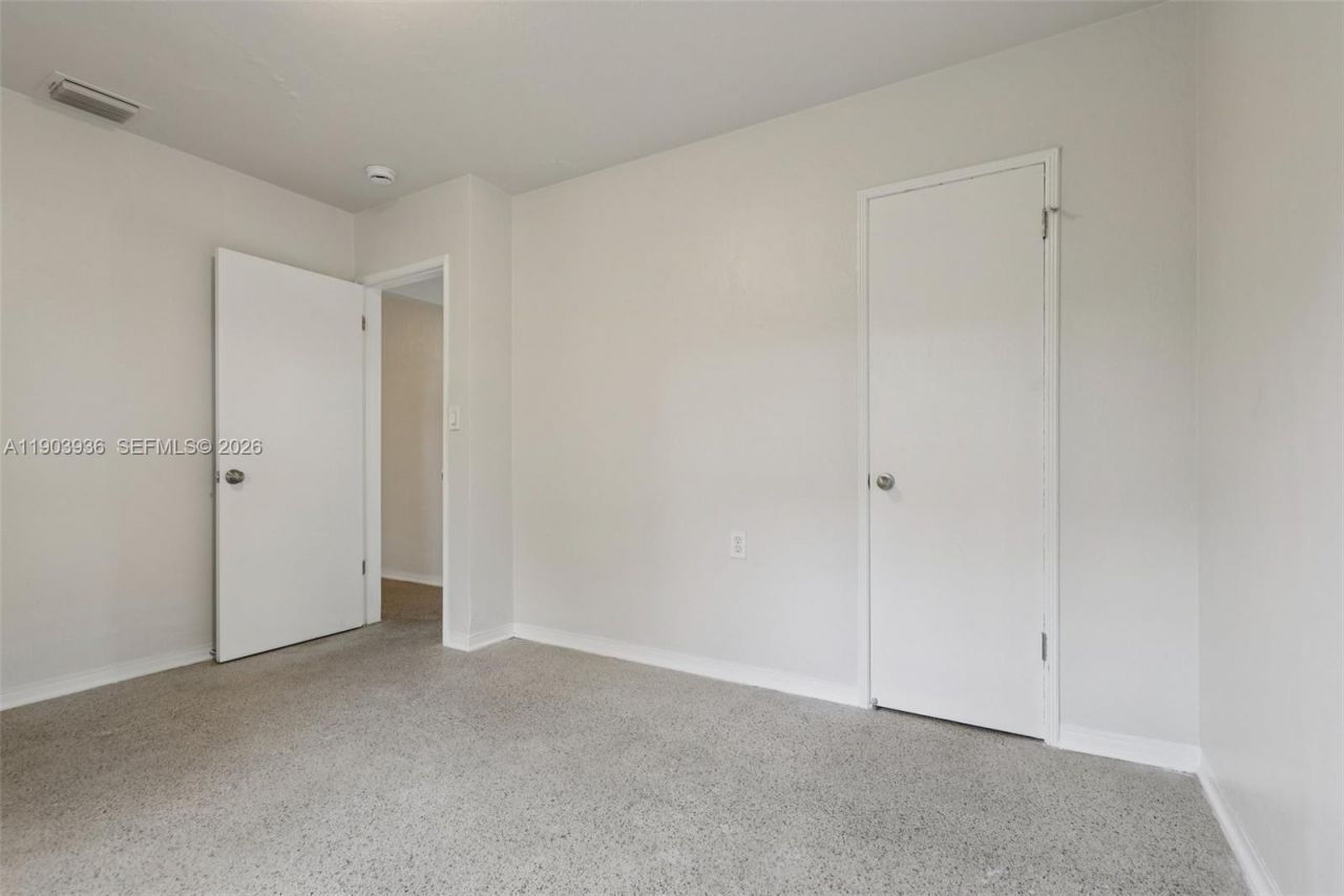 1213 NE 13th St, Fort Lauderdale, FL 33304 Photo