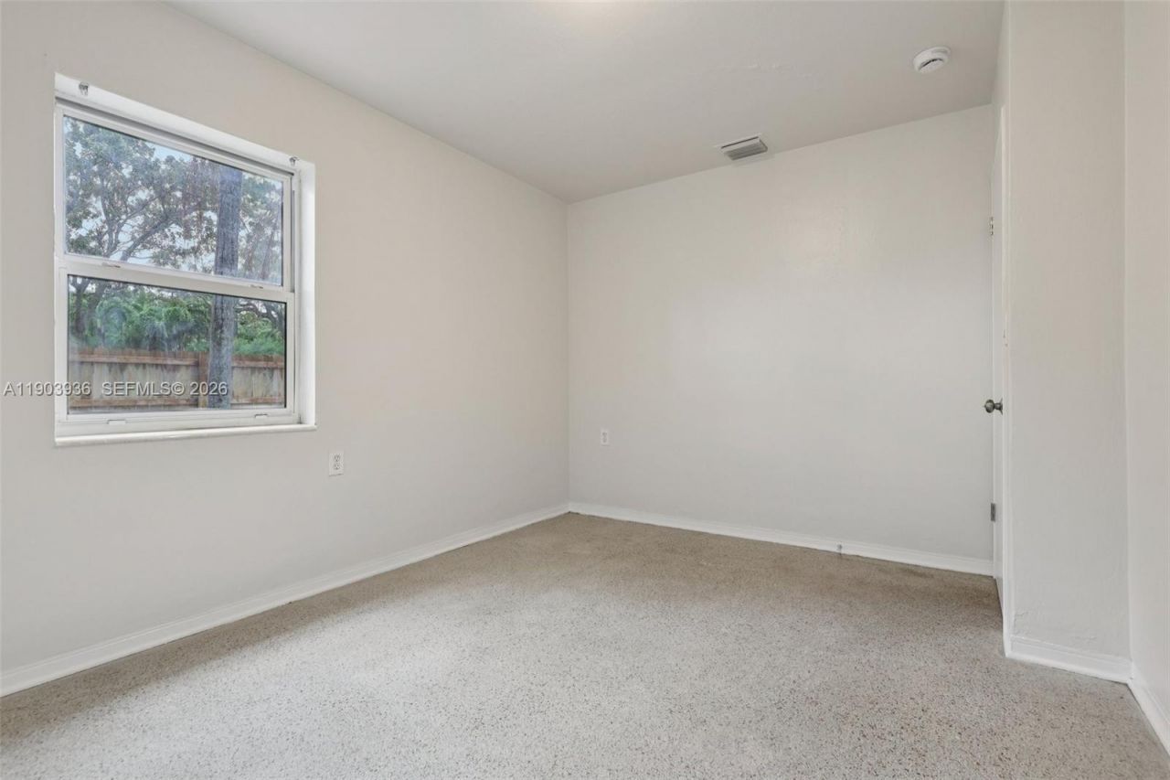 1213 NE 13th St, Fort Lauderdale, FL 33304 Photo