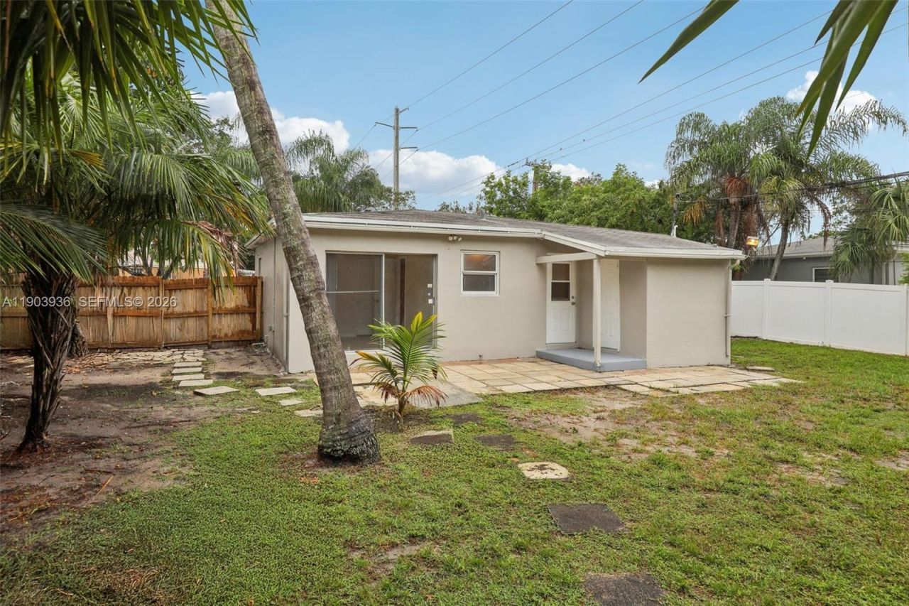1213 NE 13th St, Fort Lauderdale, FL 33304 Photo