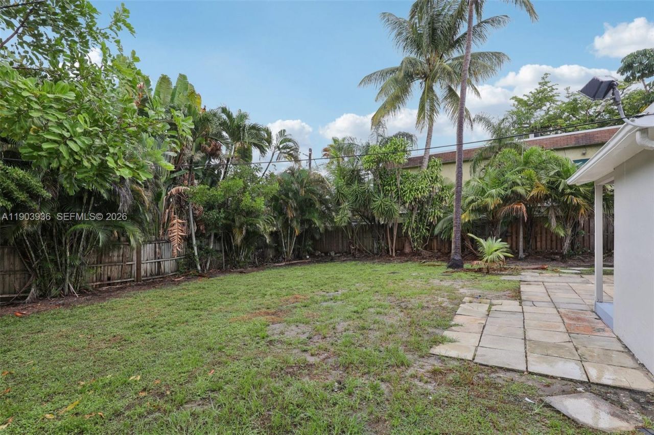 1213 NE 13th St, Fort Lauderdale, FL 33304 Photo