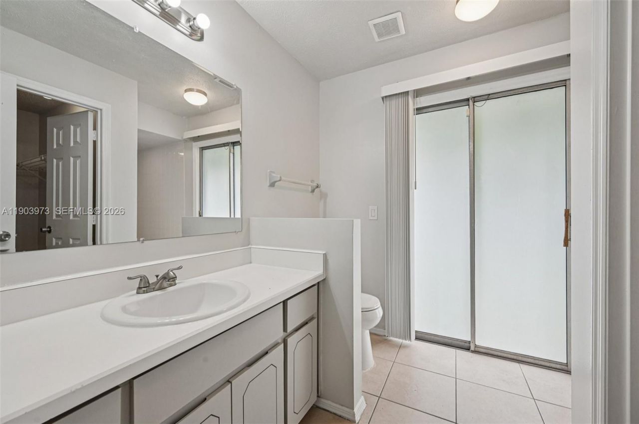 846 SE Cavern Ave, Port Saint Lucie, FL 34983 Photo