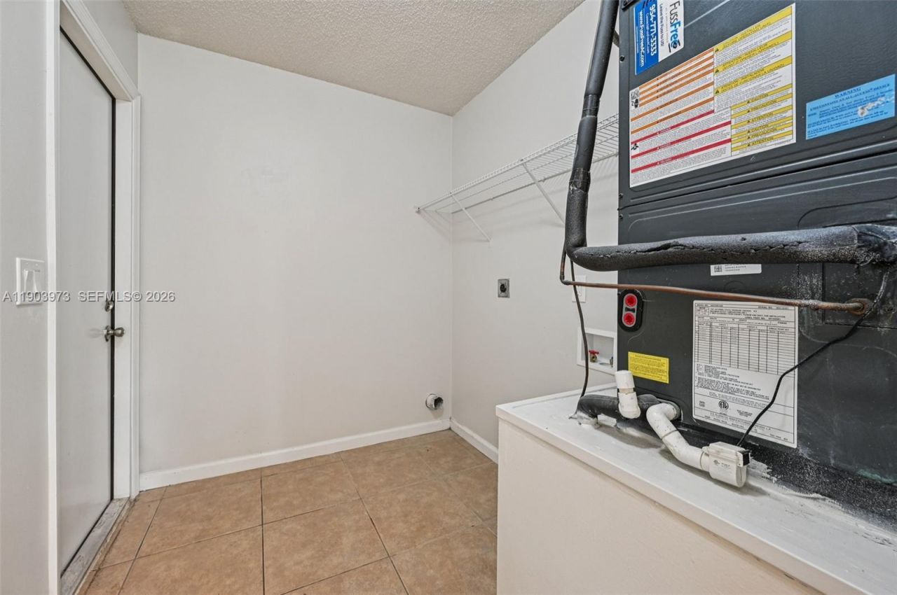 846 SE Cavern Ave, Port Saint Lucie, FL 34983 Photo