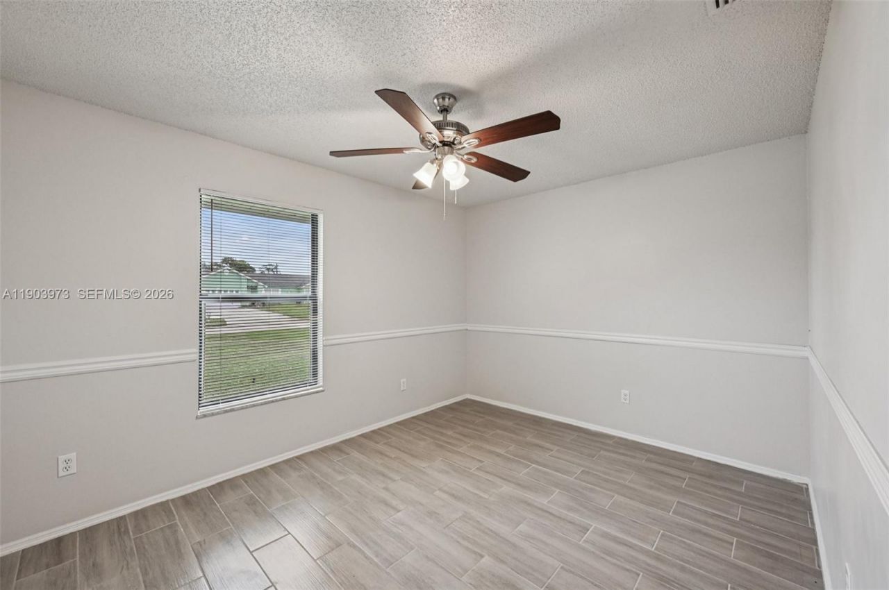 846 SE Cavern Ave, Port Saint Lucie, FL 34983 Photo