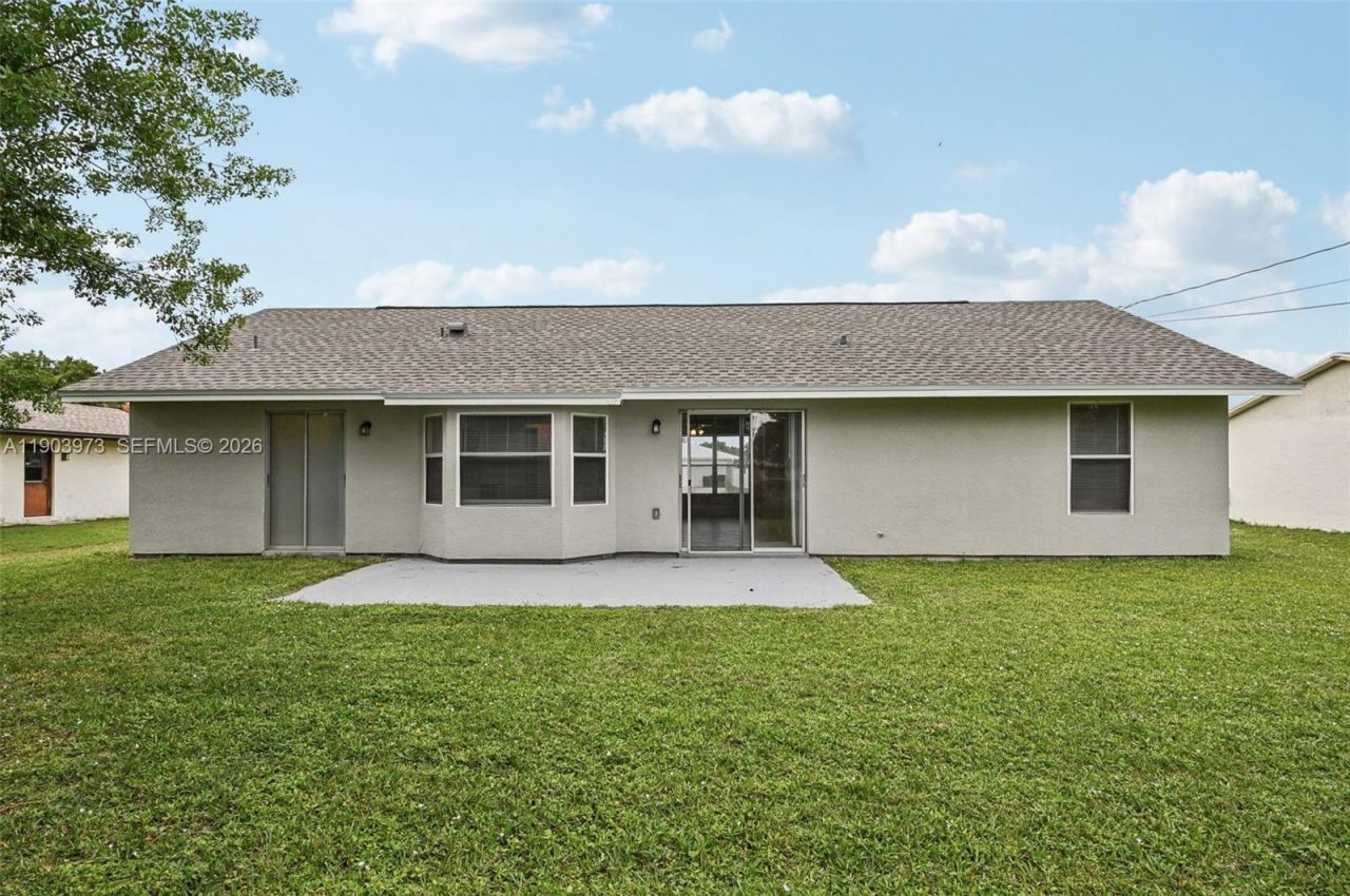846 SE Cavern Ave, Port Saint Lucie, FL 34983 Photo