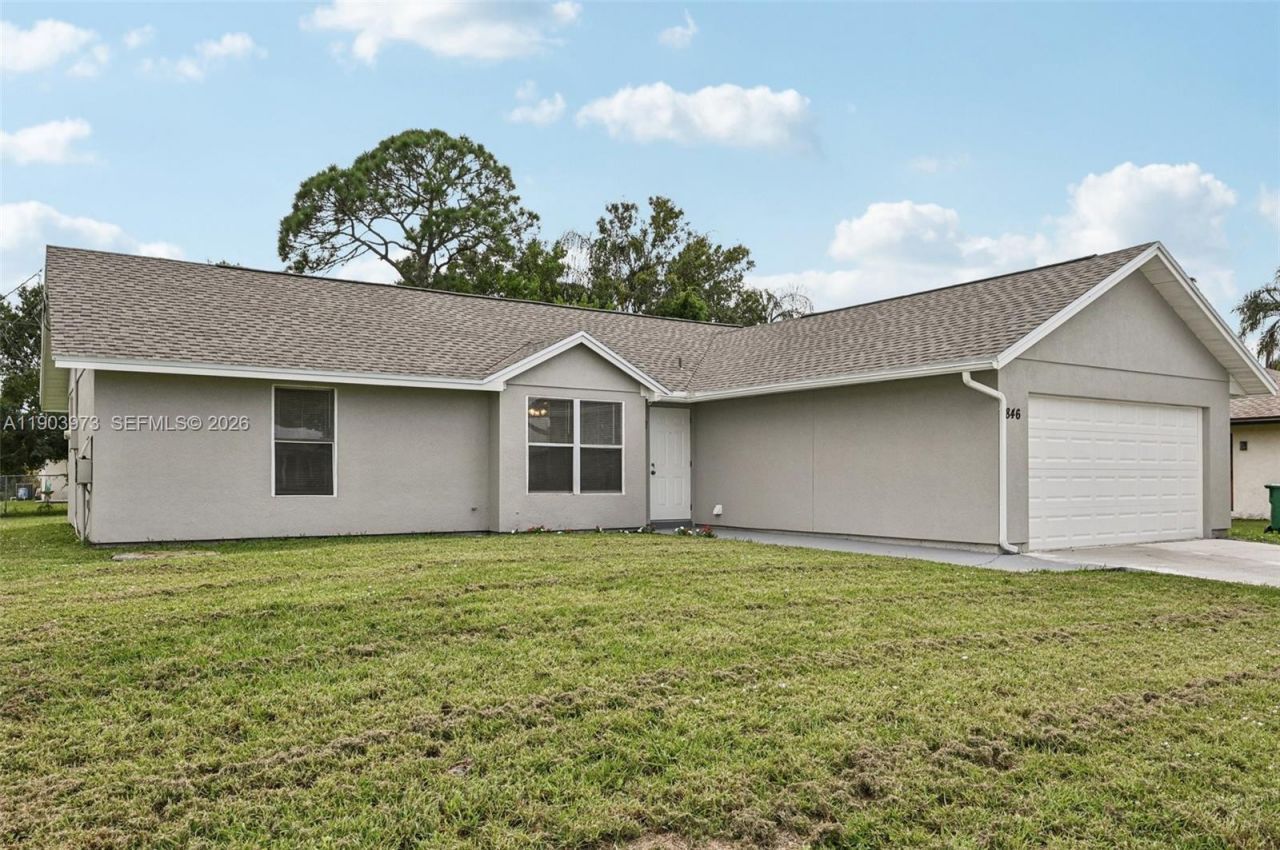 846 SE Cavern Ave, Port Saint Lucie, FL 34983 Photo