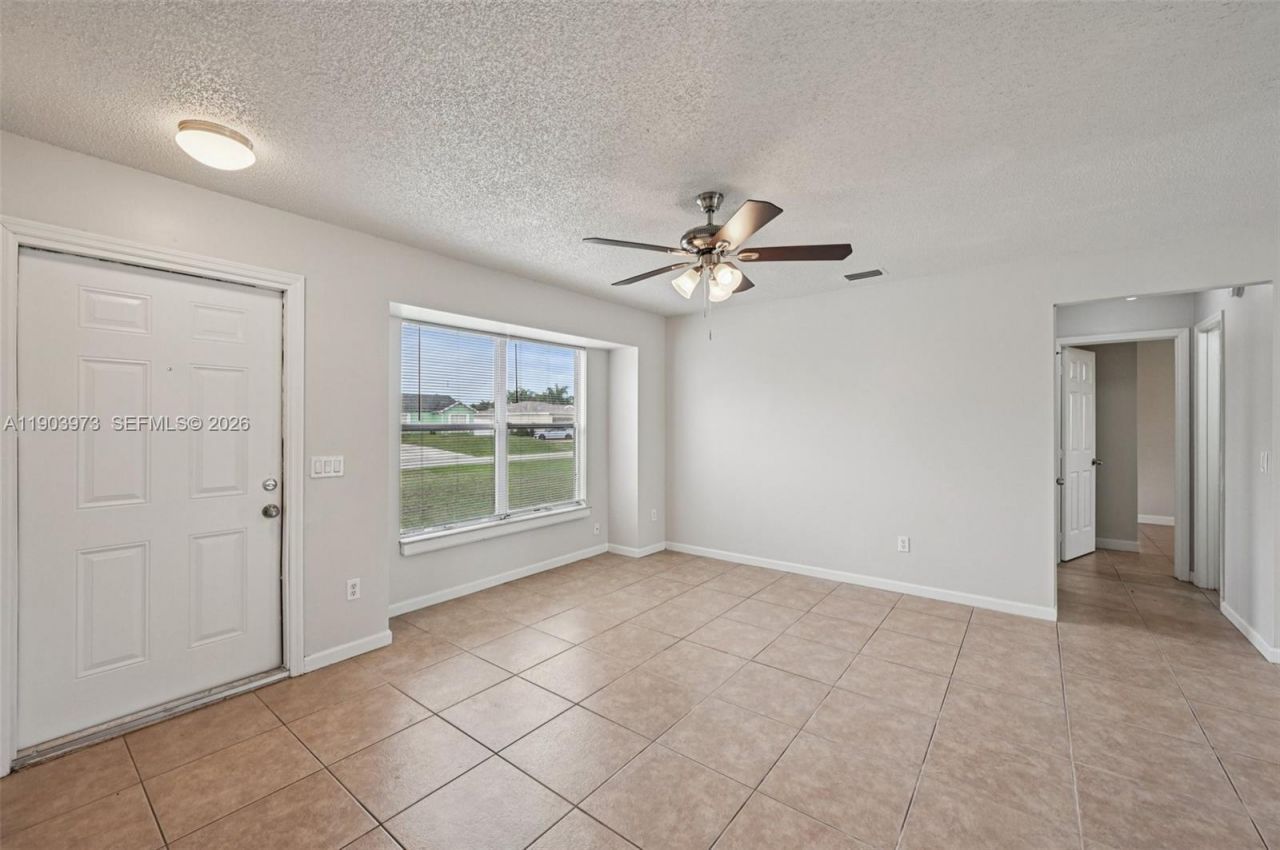 846 SE Cavern Ave, Port Saint Lucie, FL 34983 Photo