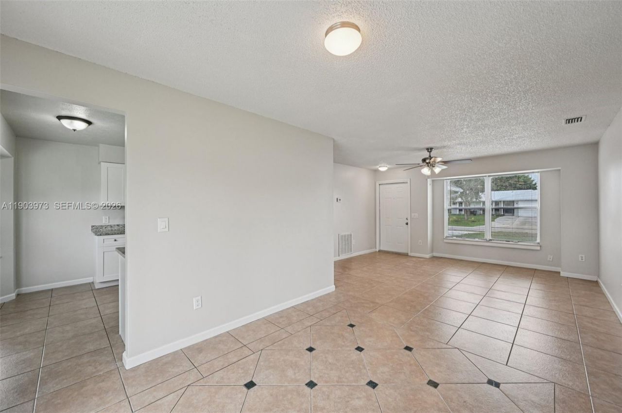 846 SE Cavern Ave, Port Saint Lucie, FL 34983 Photo