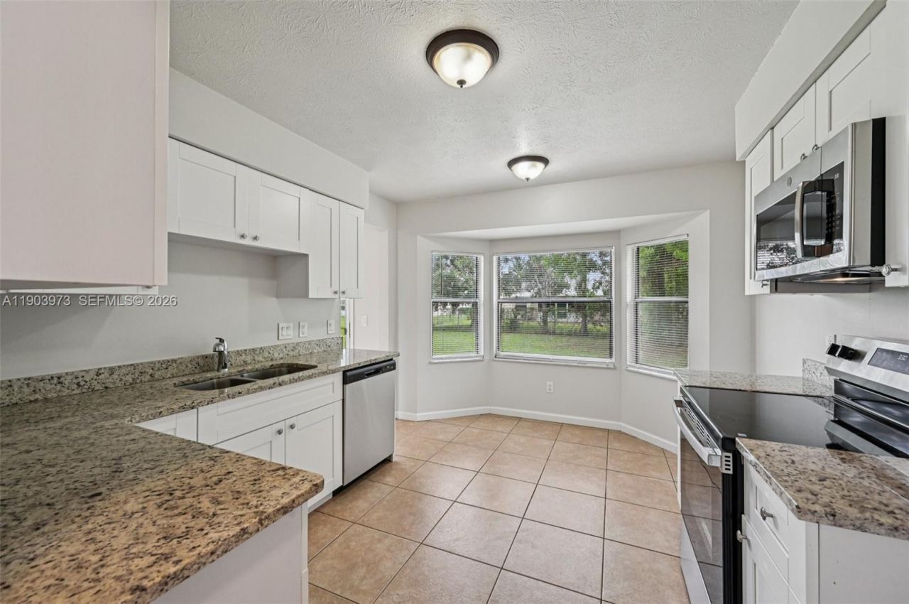 846 SE Cavern Ave, Port Saint Lucie, FL 34983 Photo