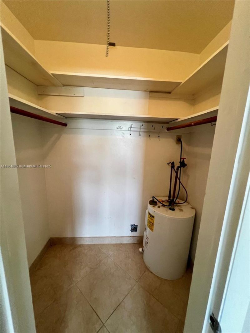 1501 E Arthur St, Unit 9, Hollywood, FL 33020 Photo