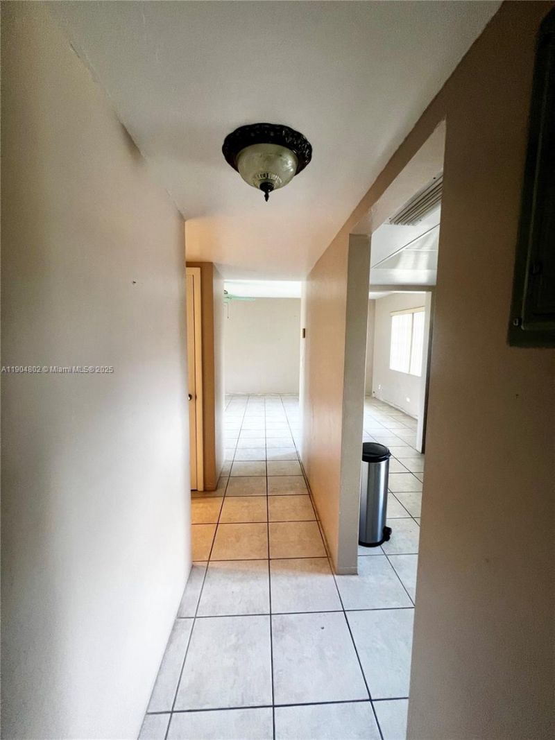 1501 E Arthur St, Unit 9, Hollywood, FL 33020 Photo