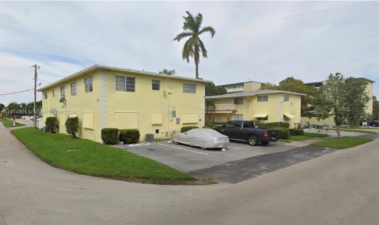 1501 Arthur St, Unit 7, Hollywood, FL 33020 Photo