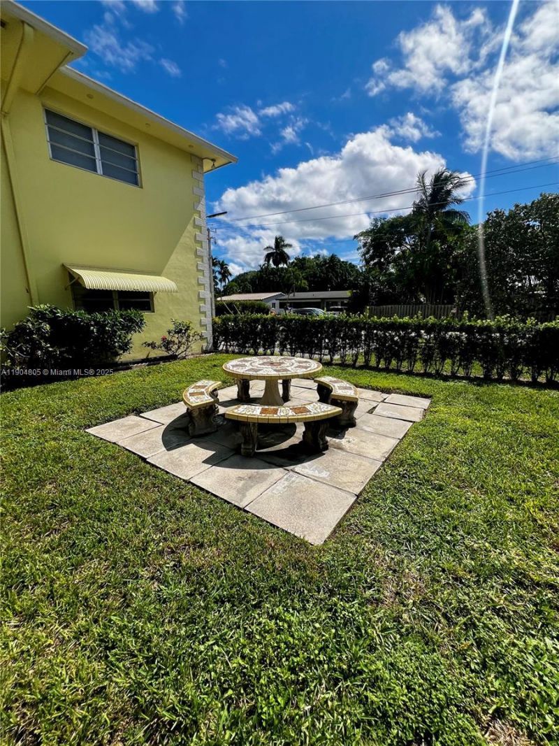 1501 Arthur St, Unit 7, Hollywood, FL 33020 Photo