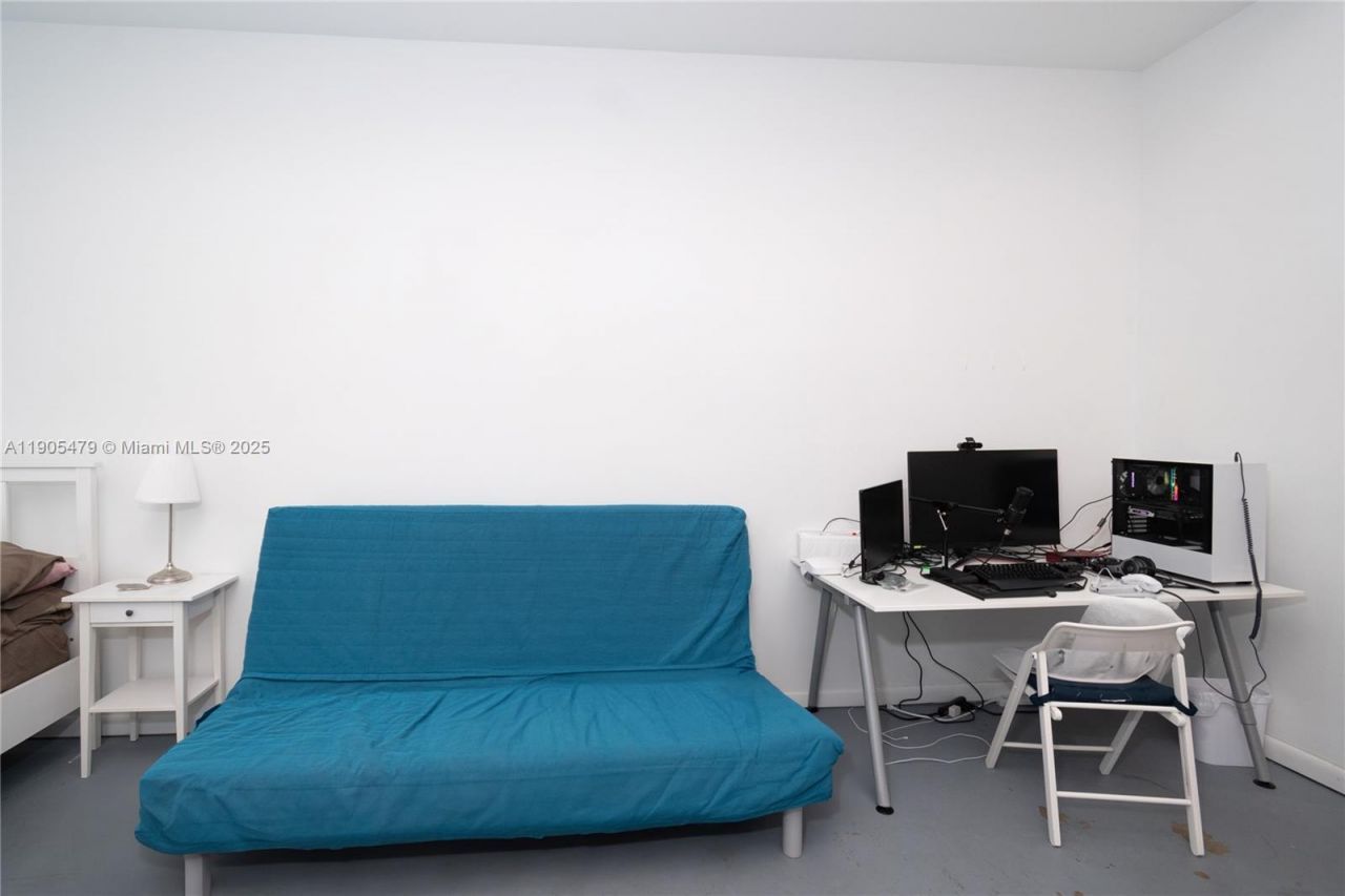 253 NE 2nd Street, Unit 315, Miami, FL 33132 Photo