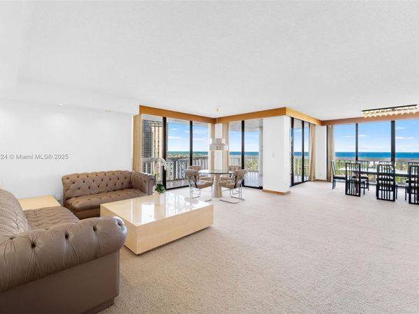 19355 Turnberry Way, Unit 14K, Aventura, FL 33180