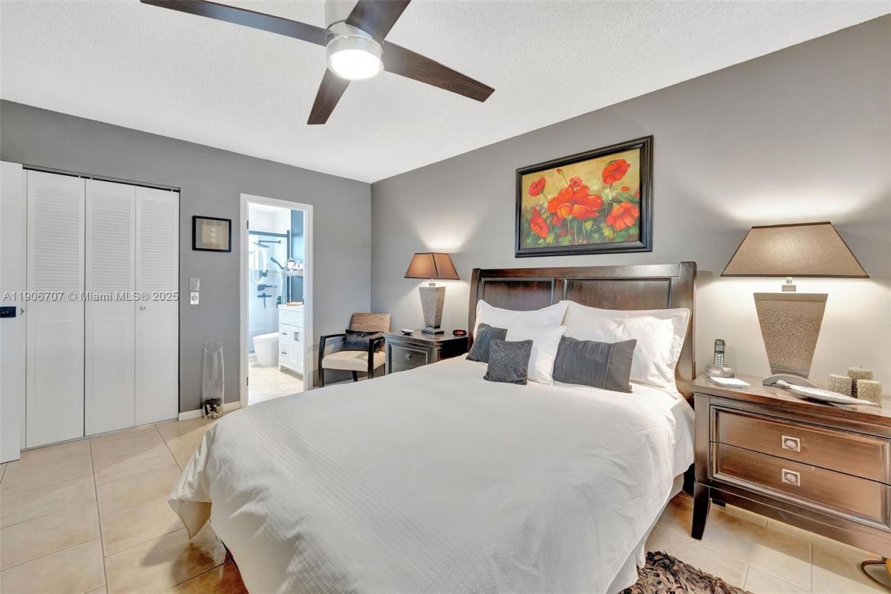 5103 NW 35th St, Unit 506, Lauderdale Lakes, FL 33319 Photo