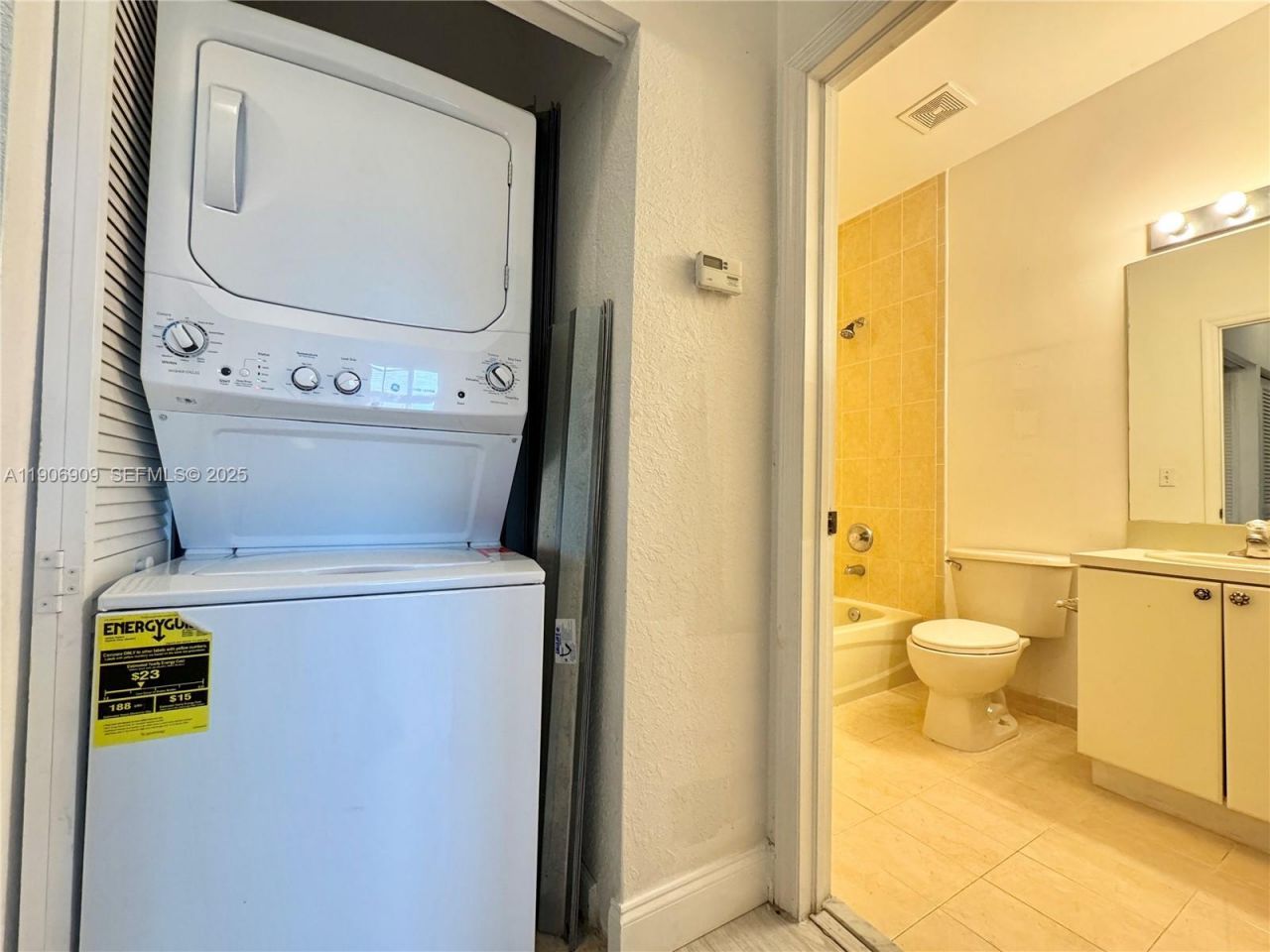 2590 NE 3rd Dr, Unit 203, Homestead, FL 33033 Photo