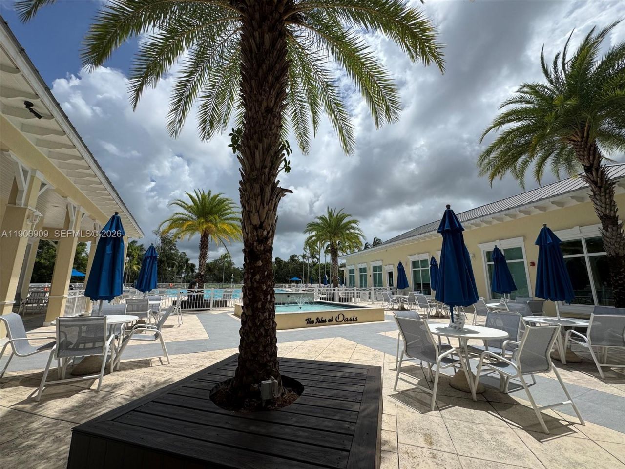 2590 NE 3rd Dr, Unit 203, Homestead, FL 33033 Photo
