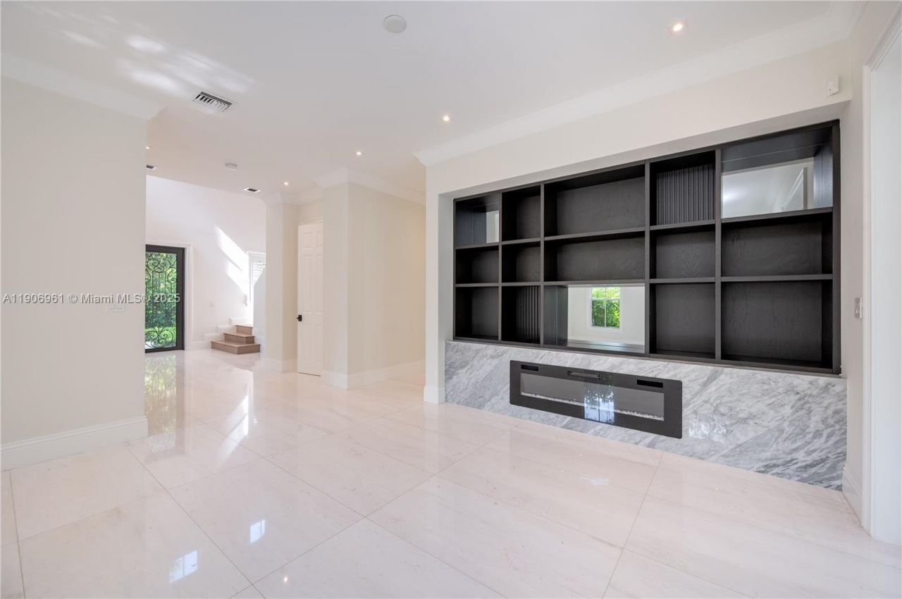 680 Destacada Ave, Coral Gables, FL 33156 Photo