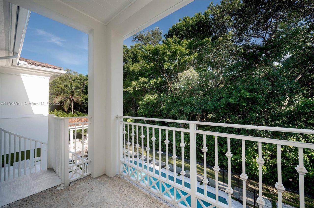 680 Destacada Ave, Coral Gables, FL 33156 Photo