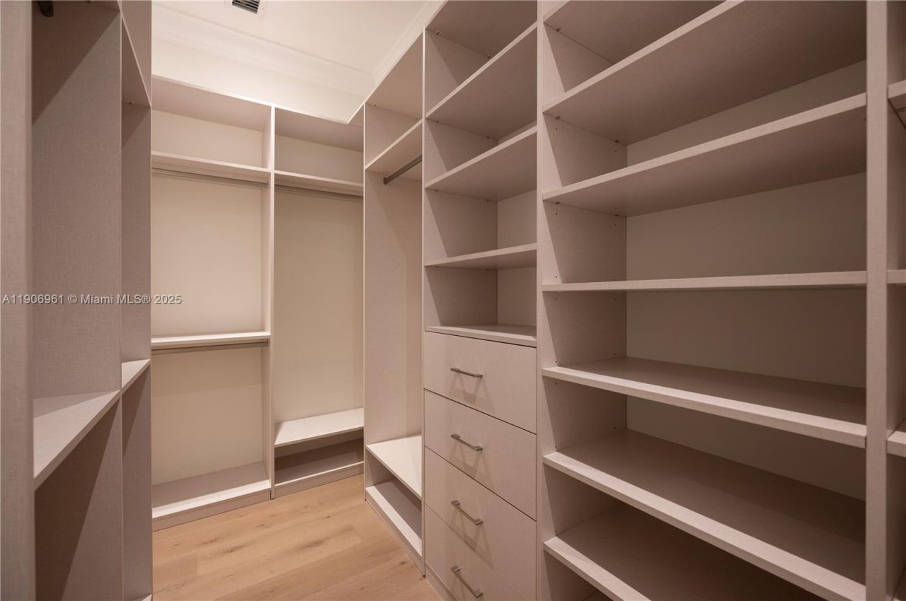 680 Destacada Ave, Coral Gables, FL 33156 Photo