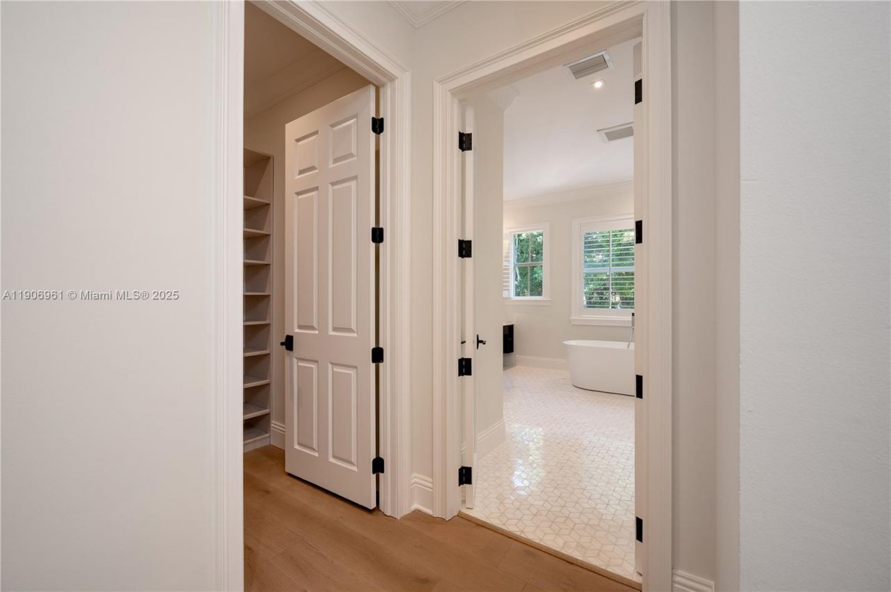 680 Destacada Ave, Coral Gables, FL 33156 Photo