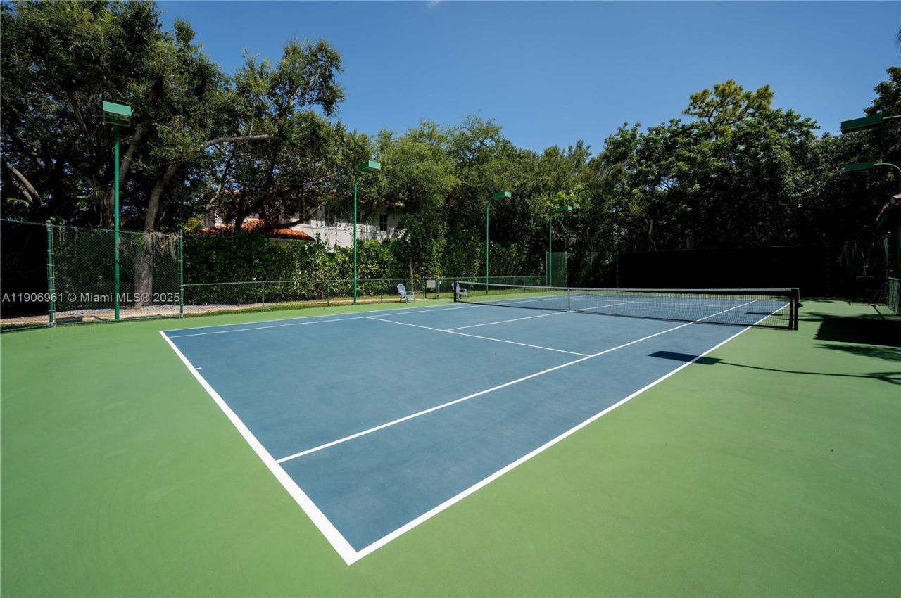 680 Destacada Ave, Coral Gables, FL 33156 Photo