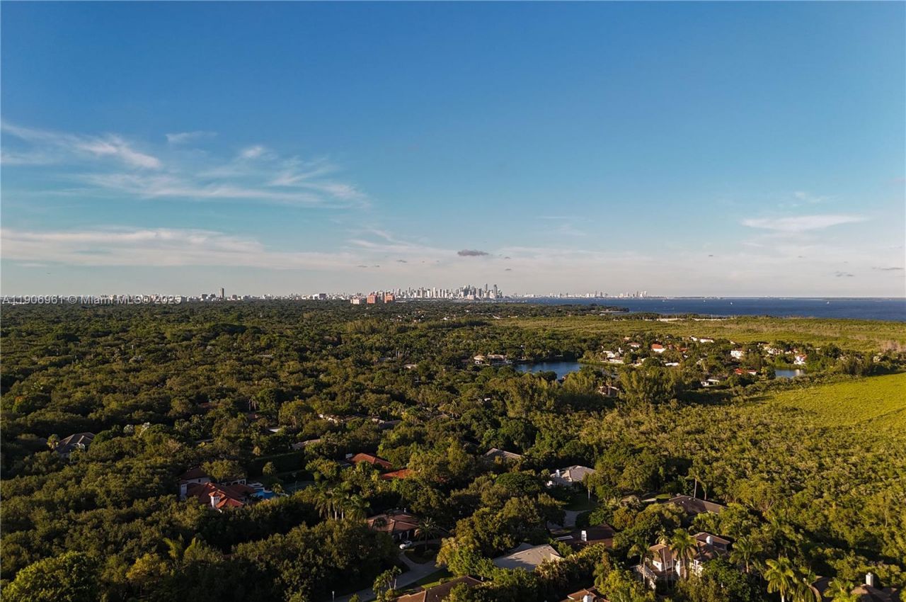 680 Destacada Ave, Coral Gables, FL 33156 Photo