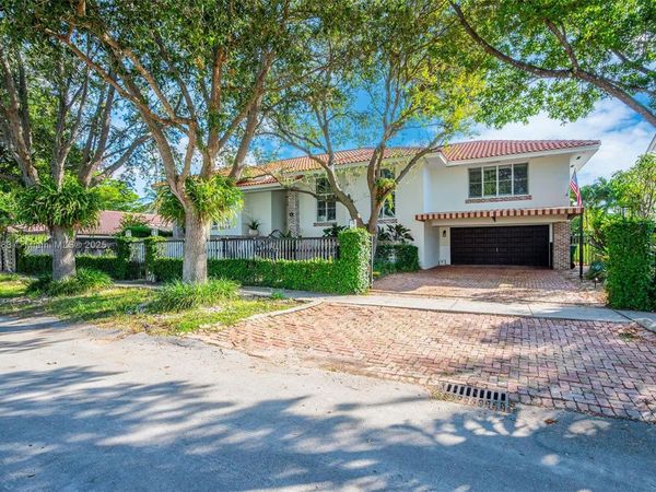 8025 SW 91st Ave, Miami, FL 33173