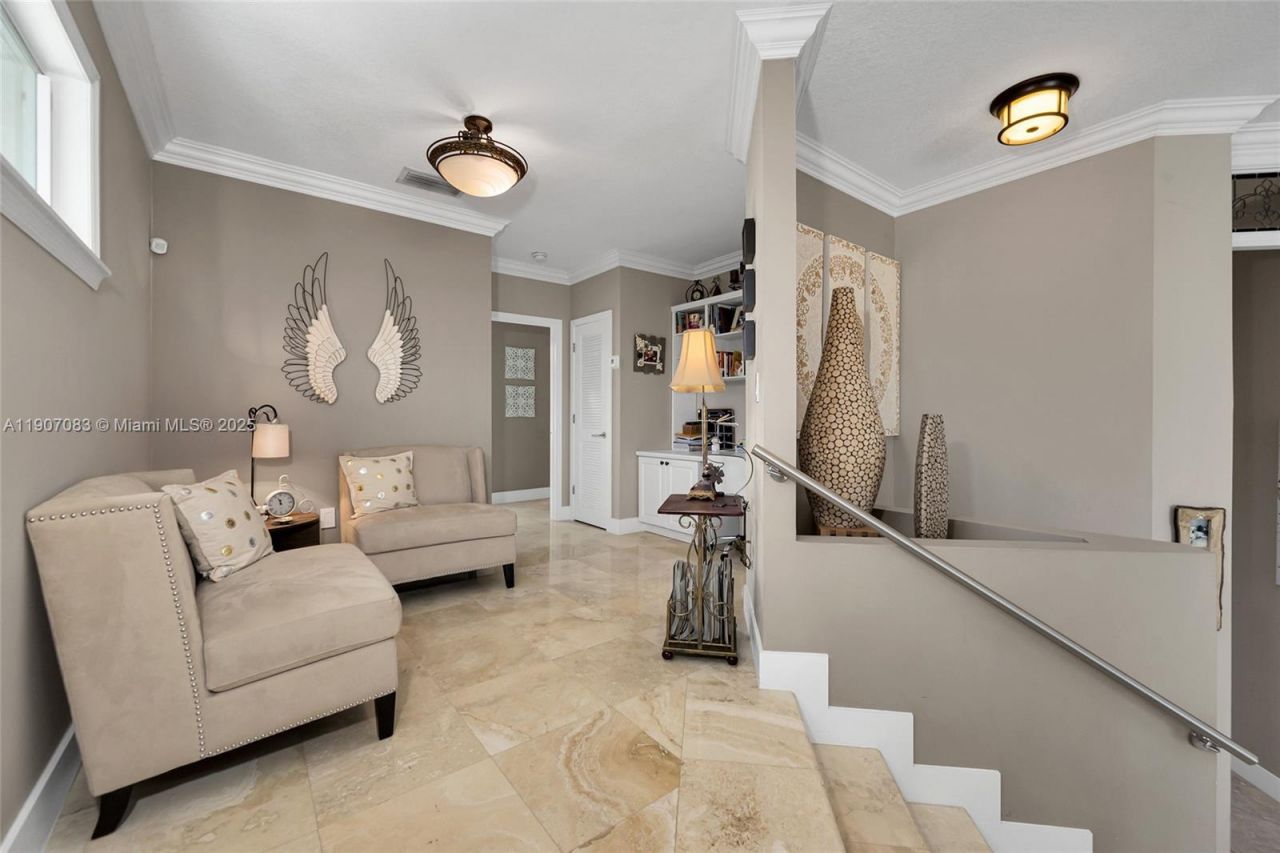 8025 SW 91st Ave, Miami, FL 33173 Photo