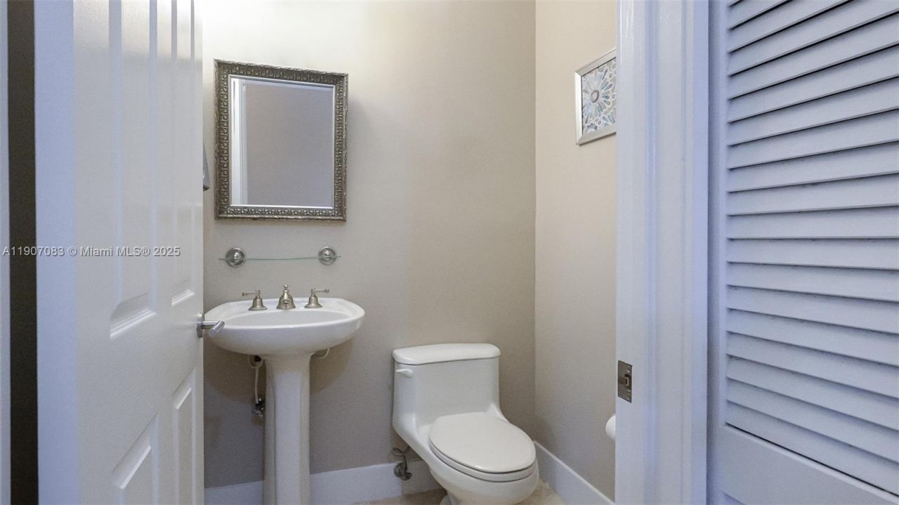 8025 SW 91st Ave, Miami, FL 33173 Photo