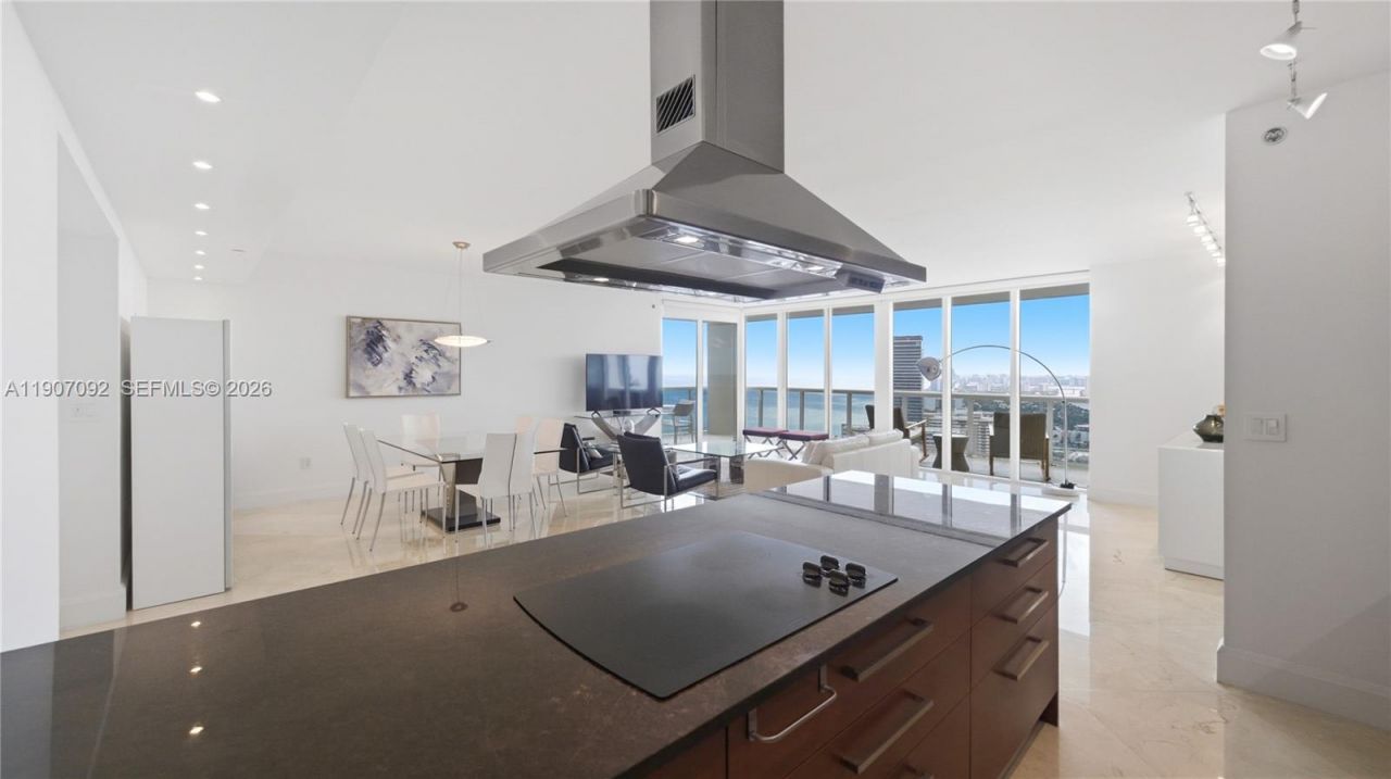 1850 S Ocean Dr, Unit 3805, Hallandale Beach, FL 33009 Photo