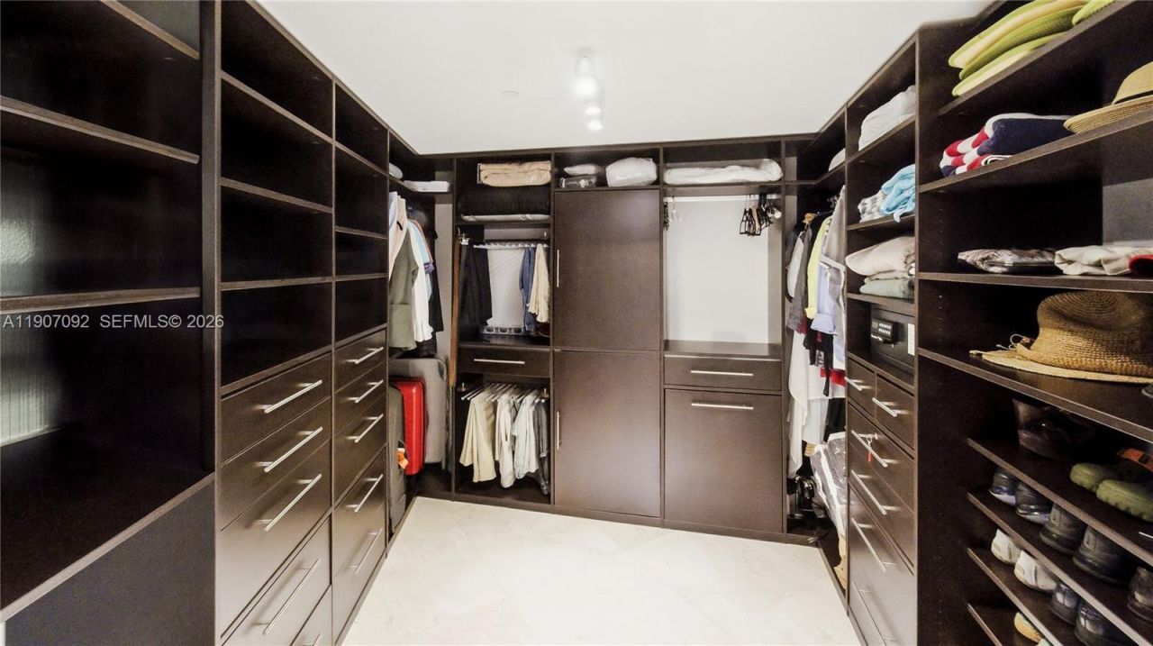 1850 S Ocean Dr, Unit 3805, Hallandale Beach, FL 33009 Photo