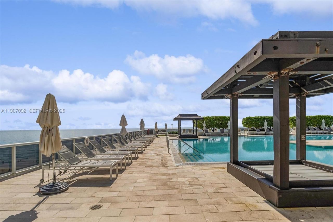 1850 S Ocean Dr, Unit 3805, Hallandale Beach, FL 33009 Photo