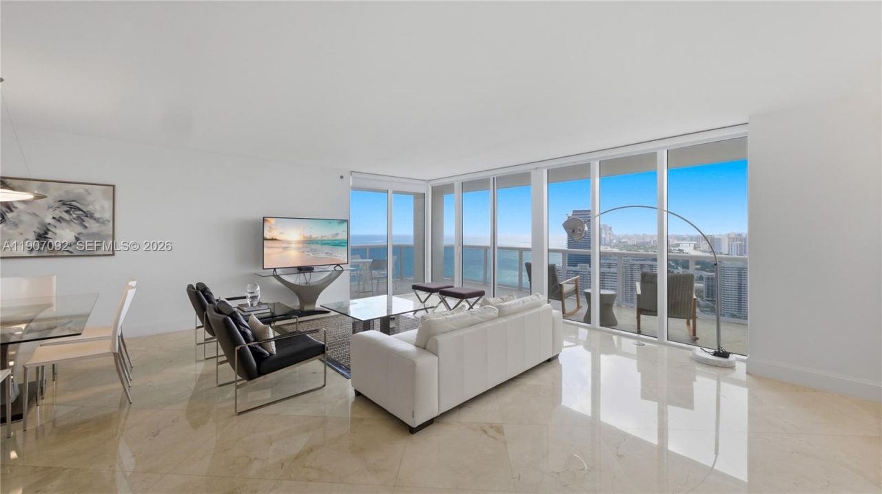 1850 S Ocean Dr, Unit 3805, Hallandale Beach, FL 33009 Photo