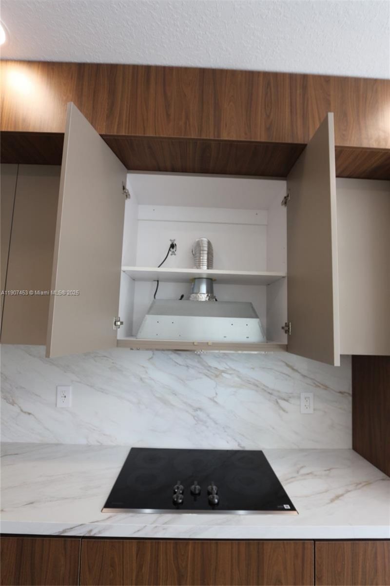 14928 SW 40th St, Miami, FL 33185 Photo